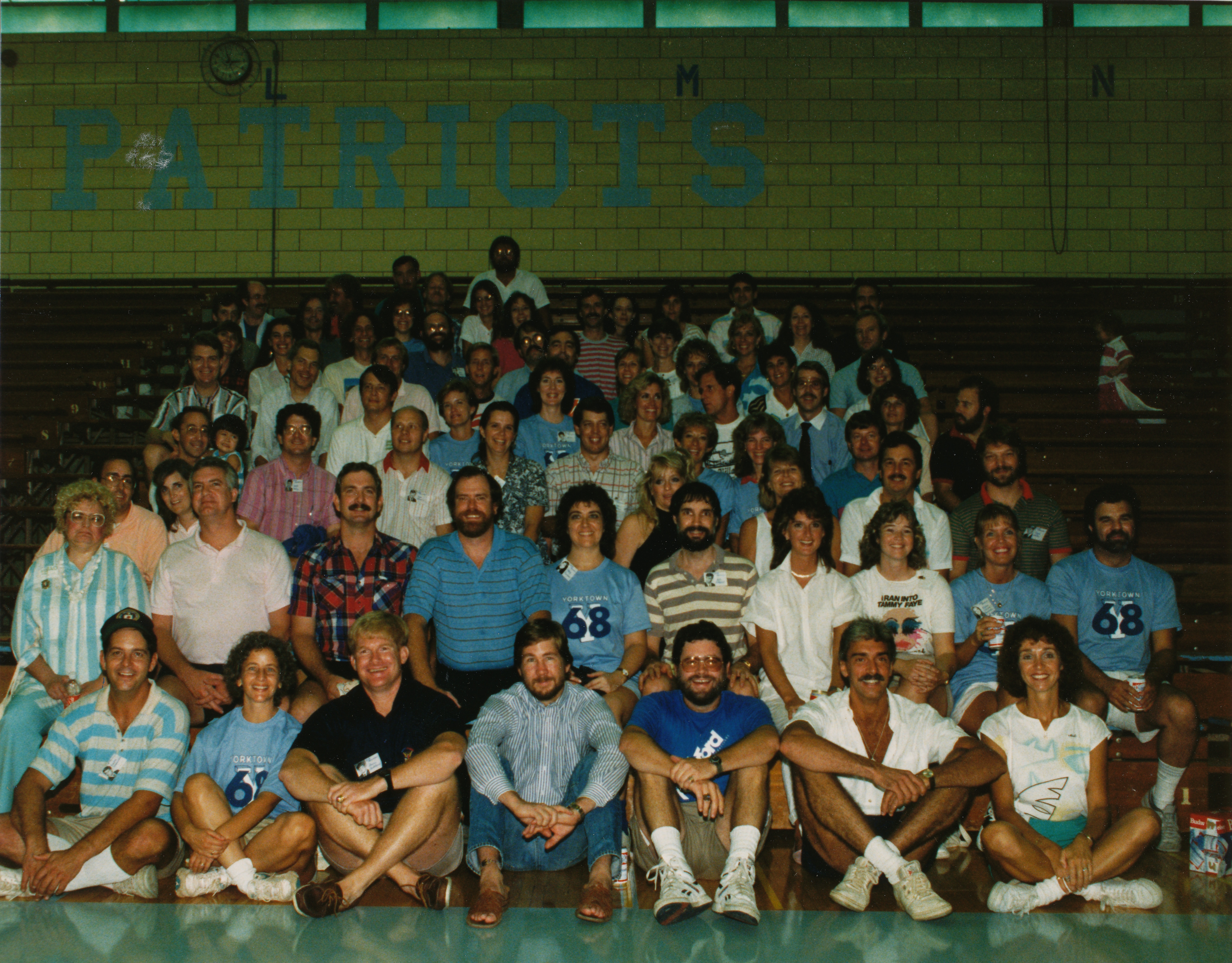 YHS CLASS OF '68 20TH REUNION IN THE YORKTOWN GYM    (CLICK TO ENLARGE)